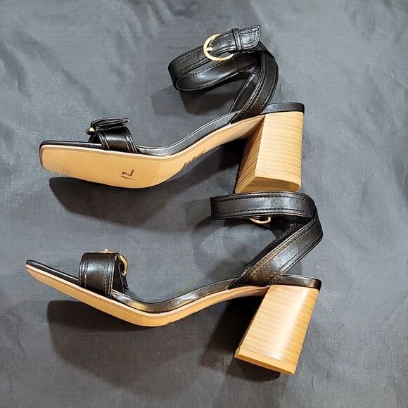 NEW SODA Square Open Toe Metal Buckle Sandals Satacked Low Heel SANDAL - Picture 12 of 16